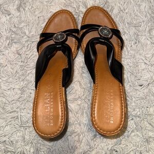 Italian Shoemakers, Black Wedged Heel